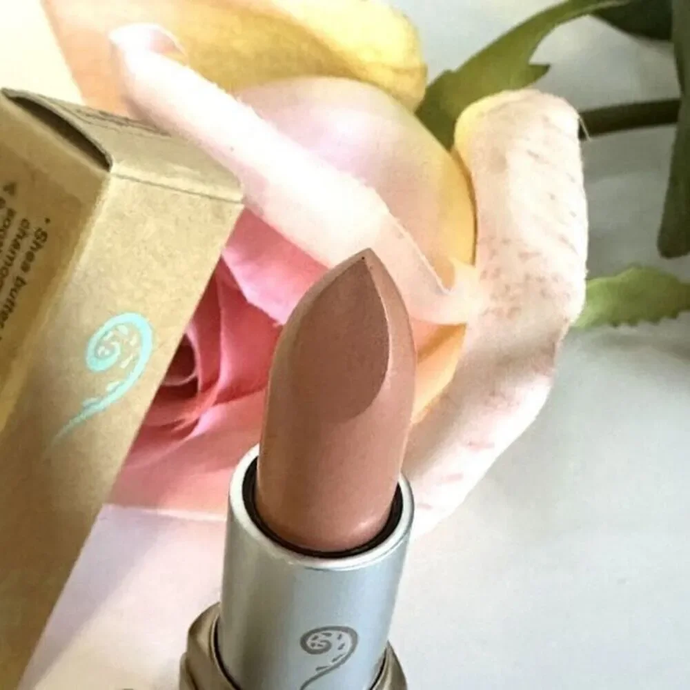 AWAKE Lipstick Vegan Japanese‎ Skin Care From New York A Sister Company Of Tarte